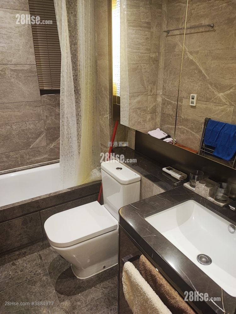 Victoria Skye Sell 1 Bedroom 366 ft²