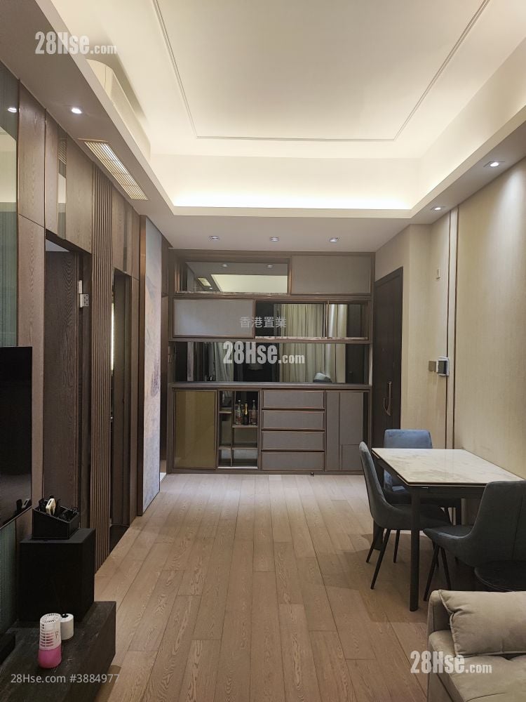 Victoria Skye Sell 1 Bedroom 366 ft²
