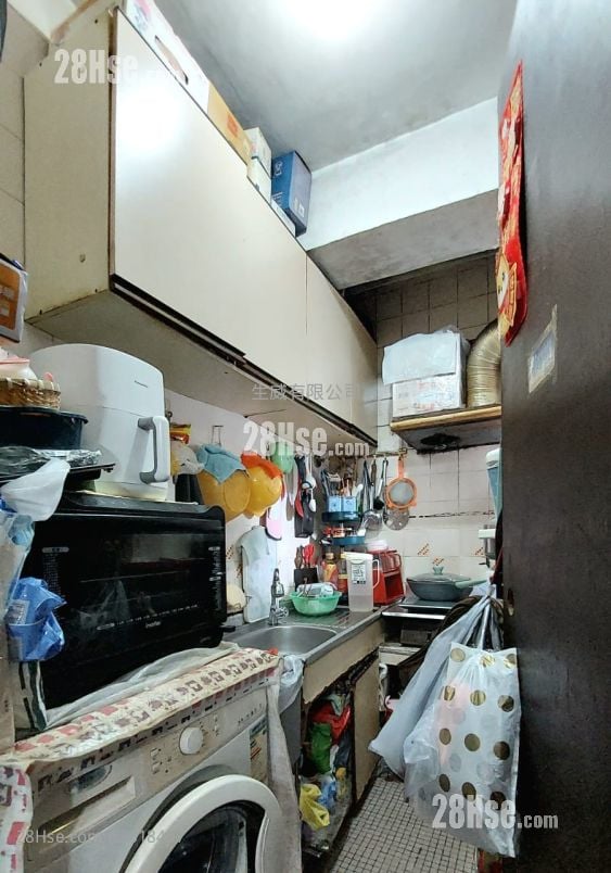 Chevalier Garden Sell 2 Bedrooms , 1 Bathroom 437 ft²