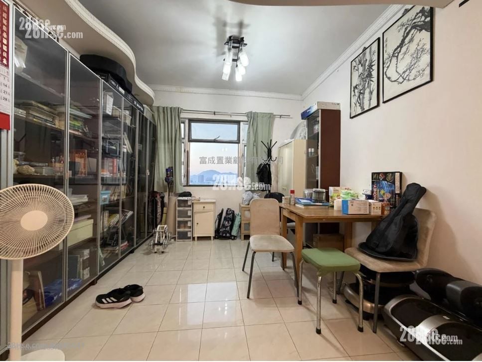 Louisa Tower #3885041 For Sale Property Detail Page - Aanzicht 2