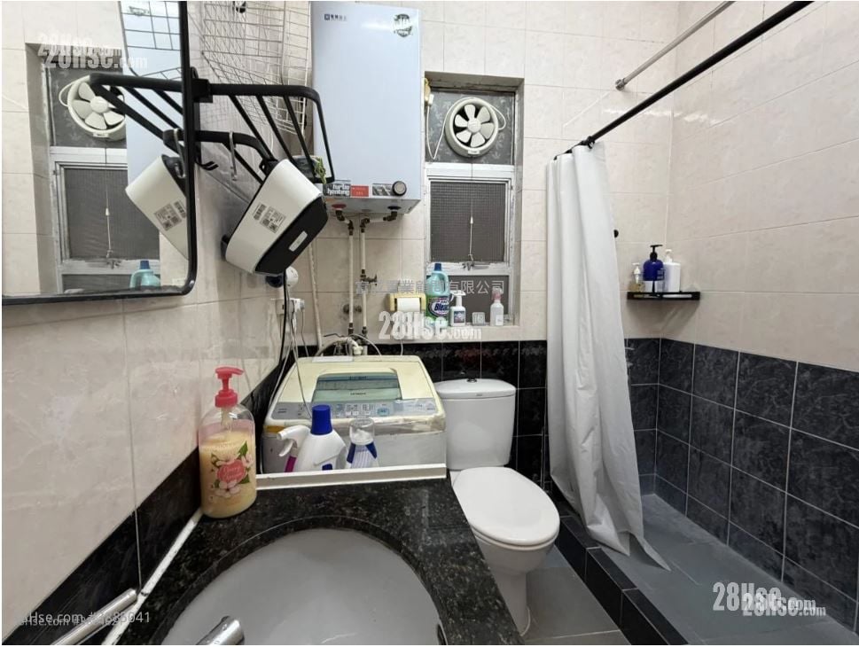 Louisa Tower #3885041 For Sale Property Detail Page - Aanzicht 3