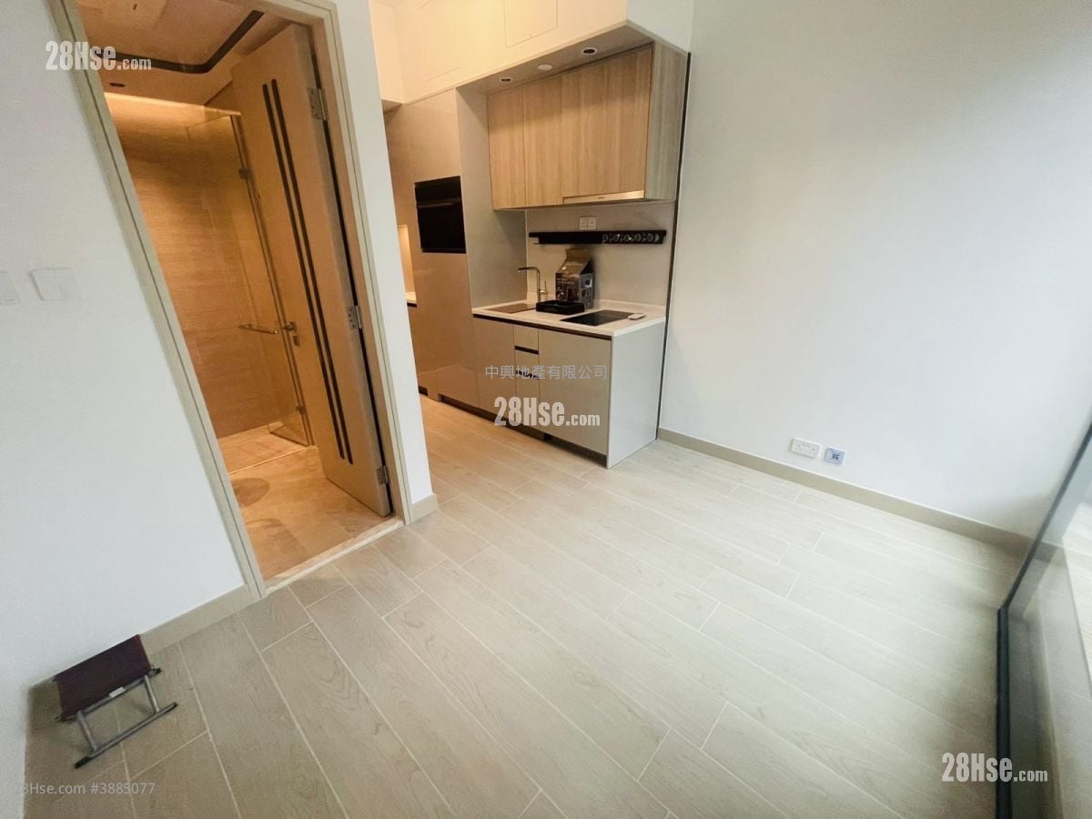 Gold Coast Bay Sell Studio , 1 Bathroom 183 ft²
