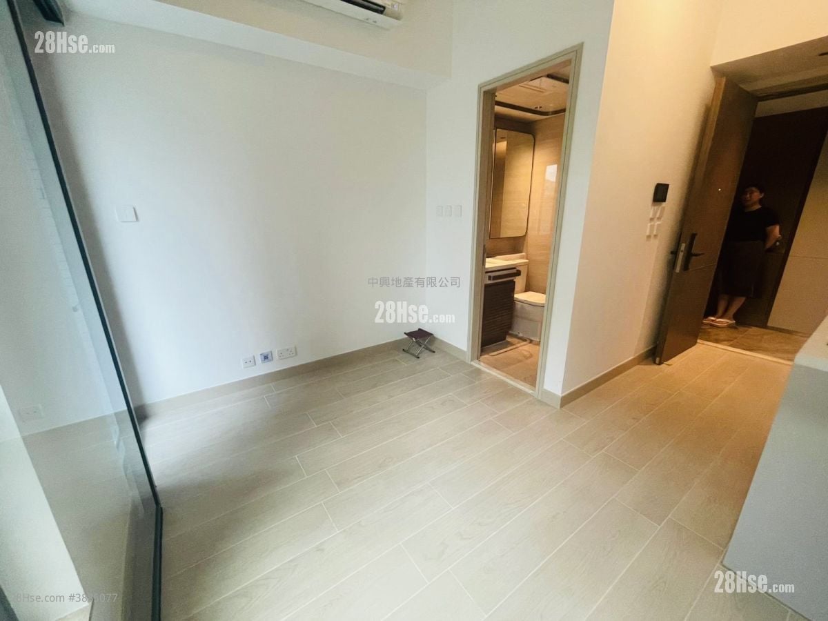 Gold Coast Bay Sell Studio , 1 Bathroom 183 ft²