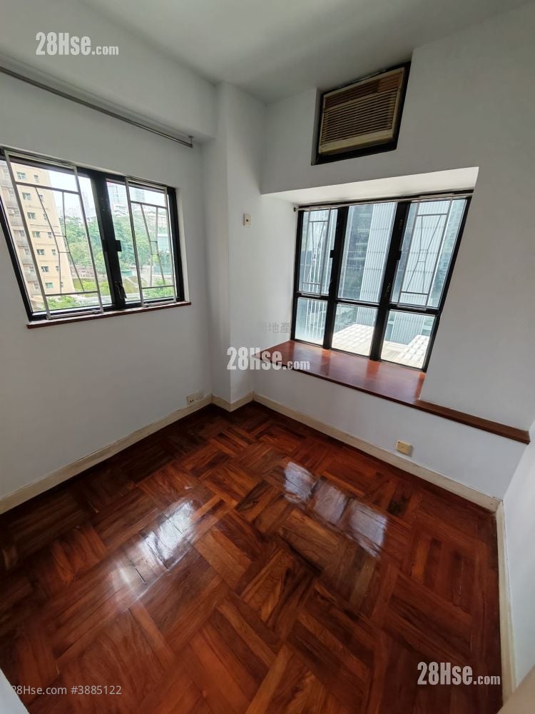 Tai Yuen Court Sell 2 Bedrooms 346 ft²