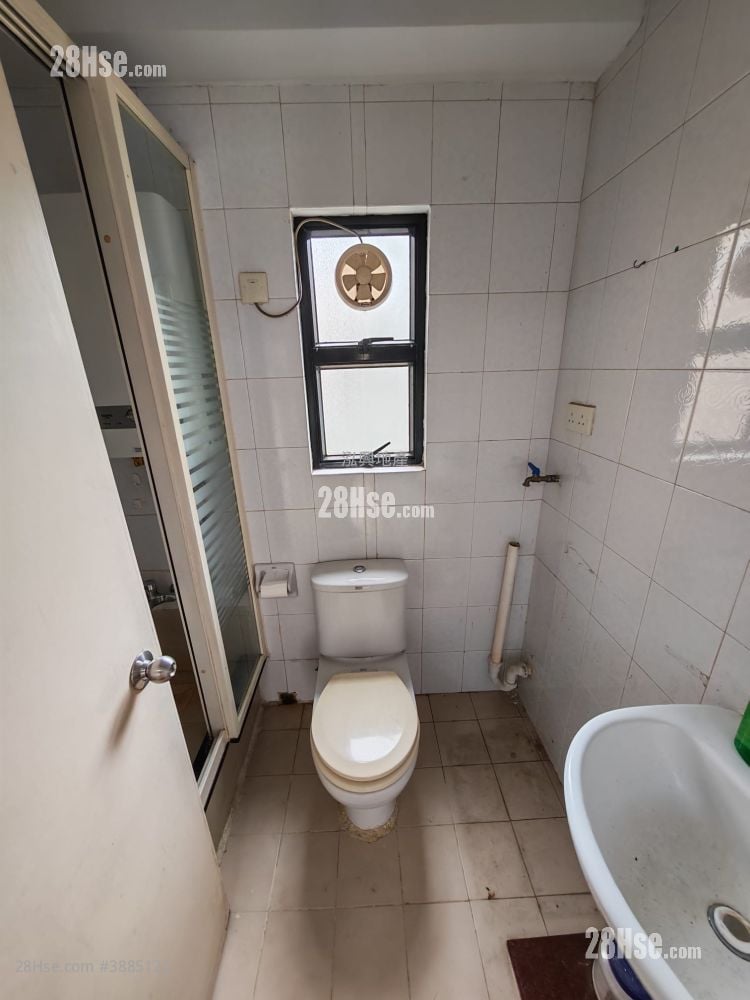 Tai Yuen Court Sell 2 Bedrooms 346 ft²