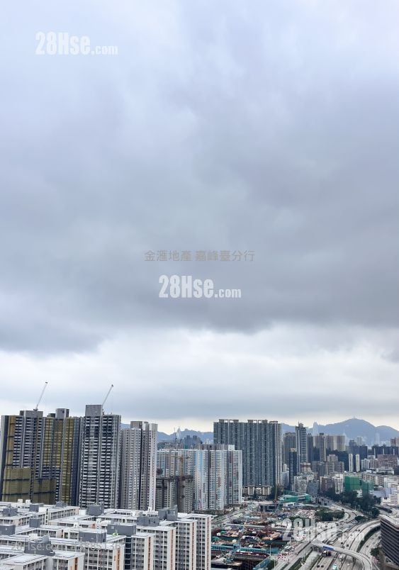 誉港湾 售盘 4 房 1,595 平方尺