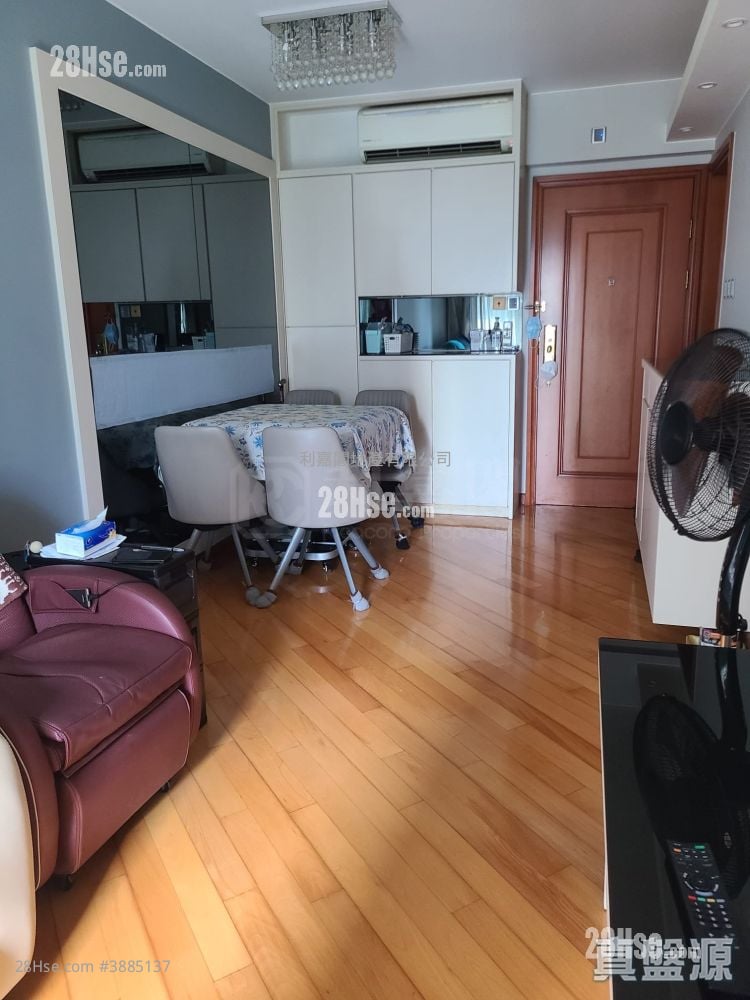 Residence Oasis Sell 2 Bedrooms , 1 Bathroom 488 ft²