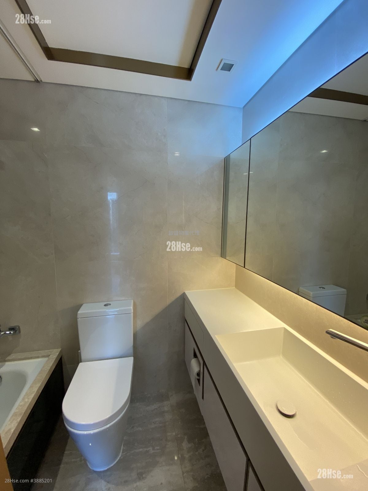 One Kai Tak(I) Sell 2 Bedrooms , 1 Bathroom 526 ft²