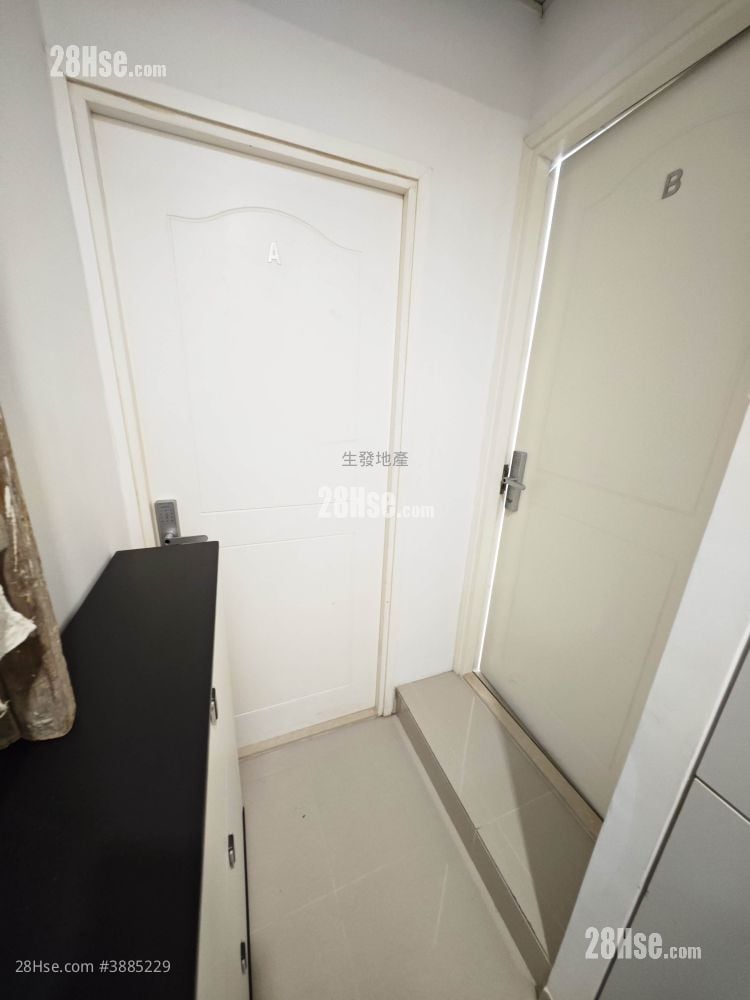 Yin Hing Building Rental Studio , 1 Bathroom 120 ft²