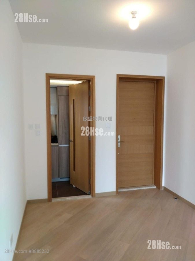 One Kai Tak(I) Sell 3 Bedrooms , 1 Bathroom 567 ft²