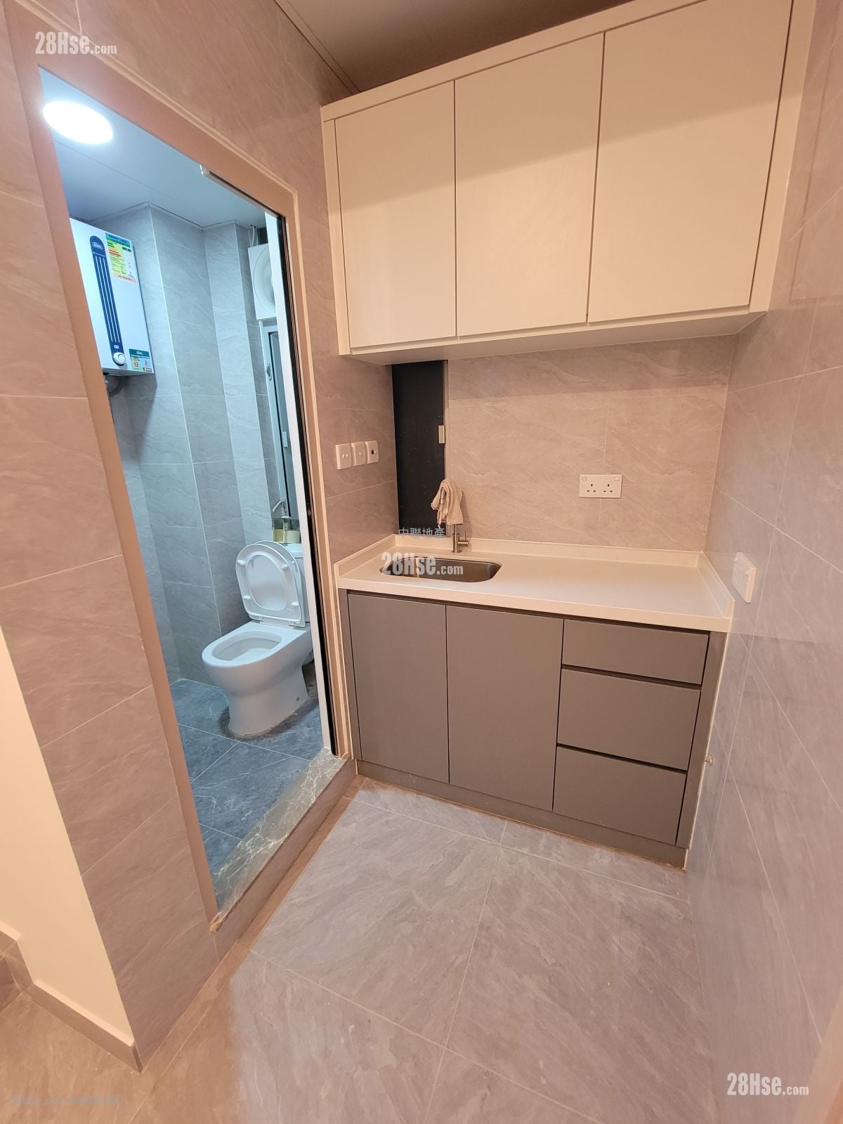 Old Mansion Rental Studio , 1 Bathroom 150 ft²