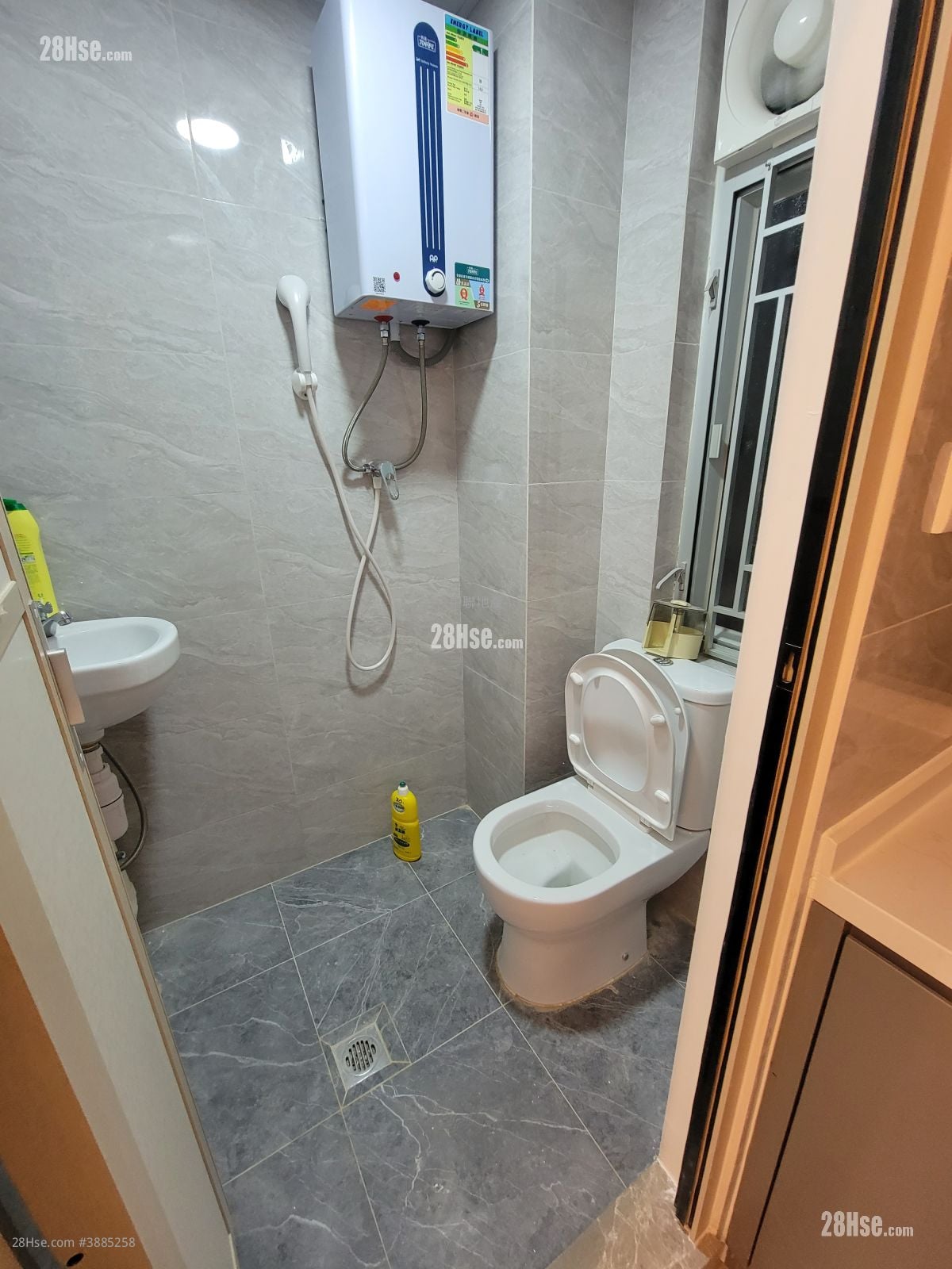 Old Mansion Rental Studio , 1 Bathroom 150 ft²