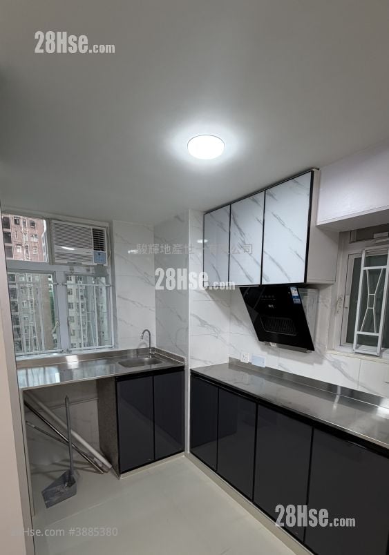 Yau Lee Building Rental 2 Bedrooms , 1 Bathroom 323 ft²