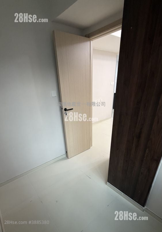 Yau Lee Building Rental 2 Bedrooms , 1 Bathroom 323 ft²