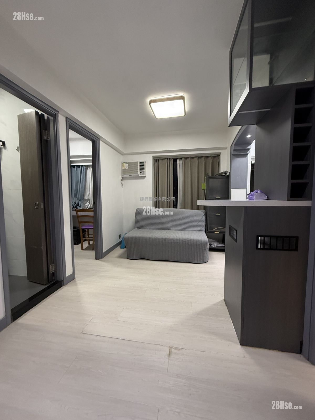 Siu Fung Court Sell 2 Bedrooms , 1 Bathroom 278 ft²