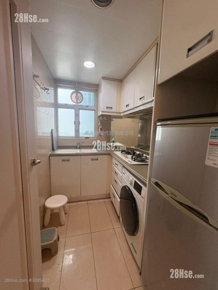 Sky Tower Sell 2 Bedrooms , 1 Bathroom 452 ft²