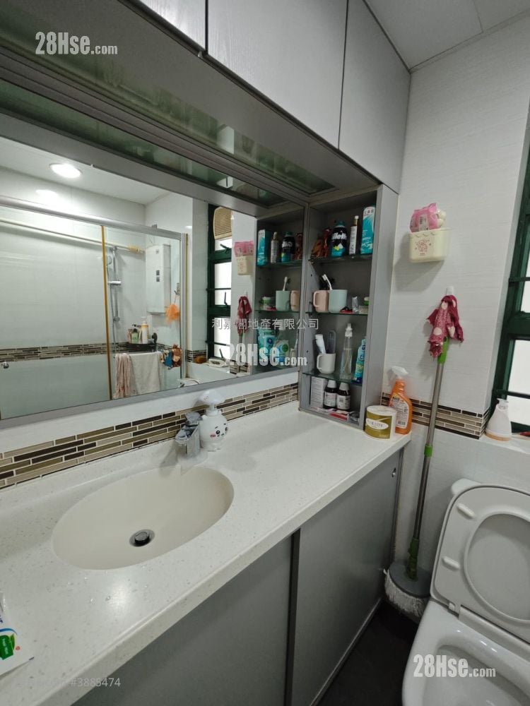 East Point City Sell 2 Bedrooms 466 ft²
