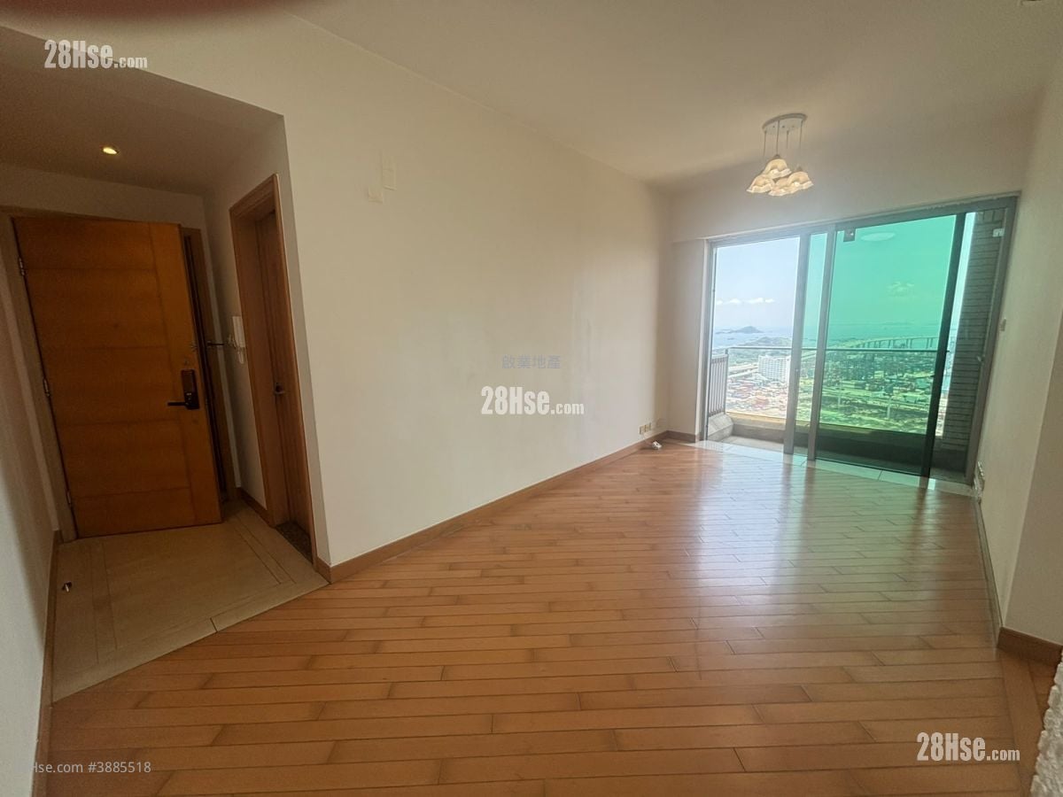 Manhattan Hill Rental 2 Bedrooms , 1 Bathroom 558 ft²
