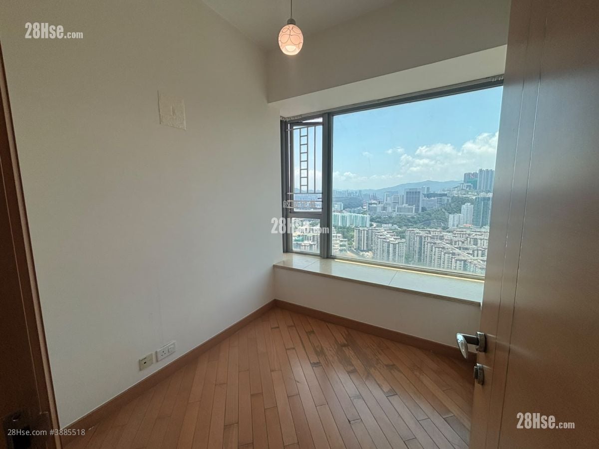 Manhattan Hill Rental 2 Bedrooms , 1 Bathroom 558 ft²