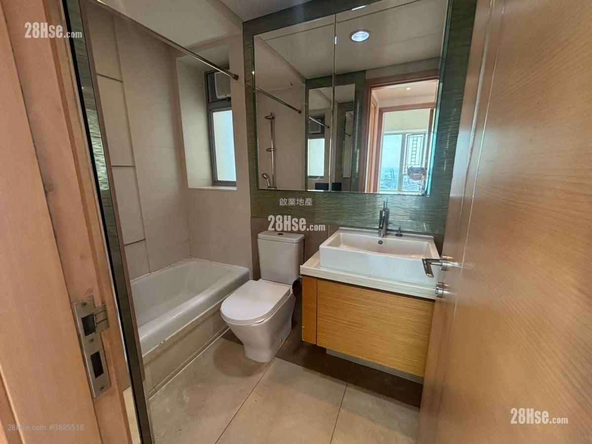 Manhattan Hill Rental 2 Bedrooms , 1 Bathroom 558 ft²