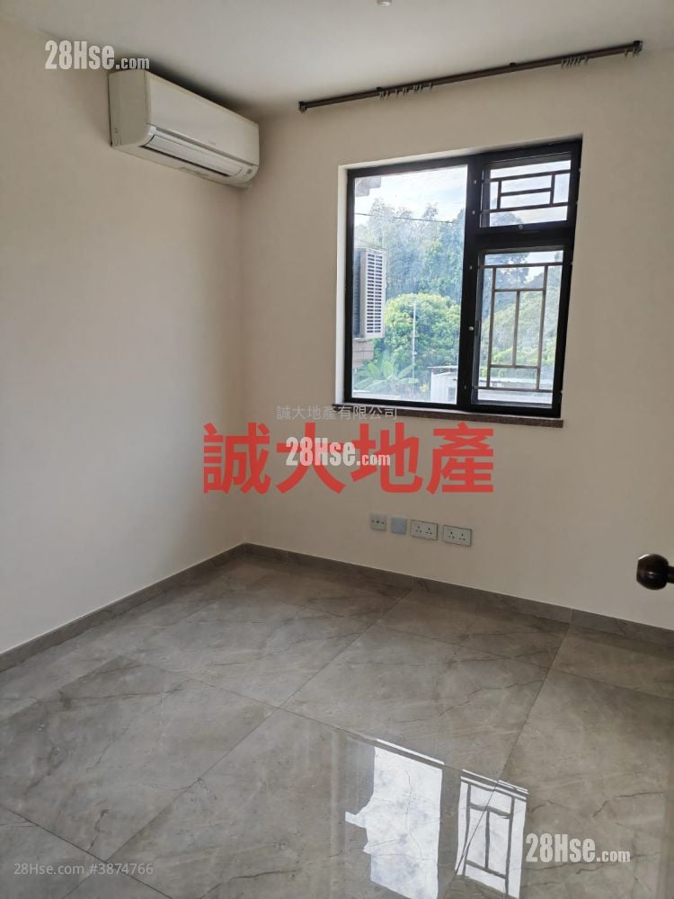 Village Rental 2 Bedrooms , 1 Bathroom