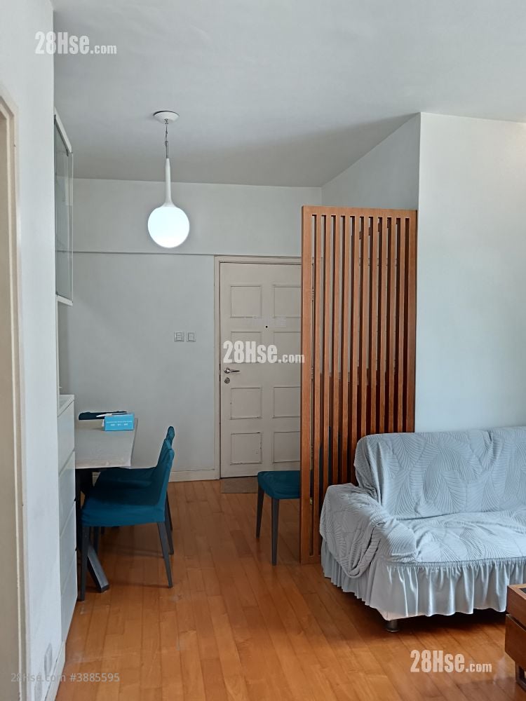 Glamour Garden Rental 1 Bathroom 386 ft²