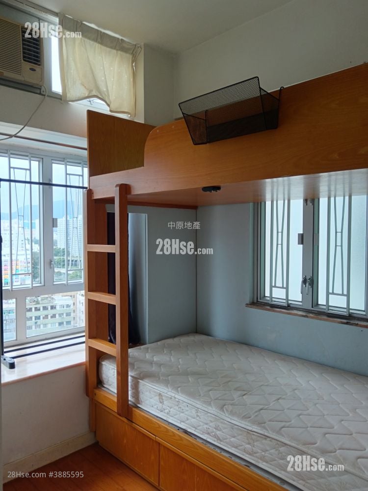 Glamour Garden Rental 1 Bathroom 386 ft²