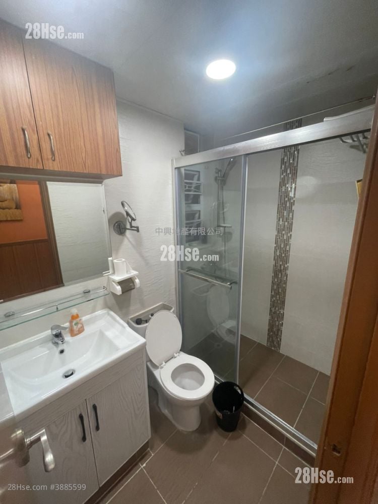 Hong Kiu Mansion Rental 3 Bedrooms , 1 Bathroom 585 ft²