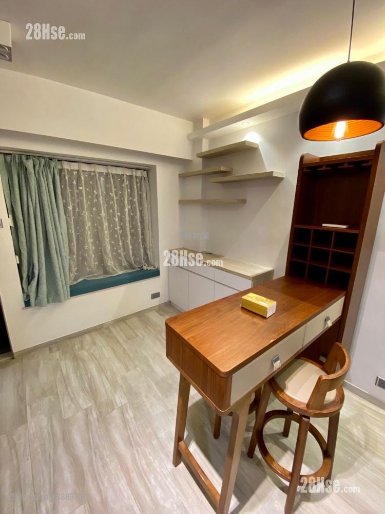 Prince's Court #3889739 For Sale Property Detail Page - Ansicht 2