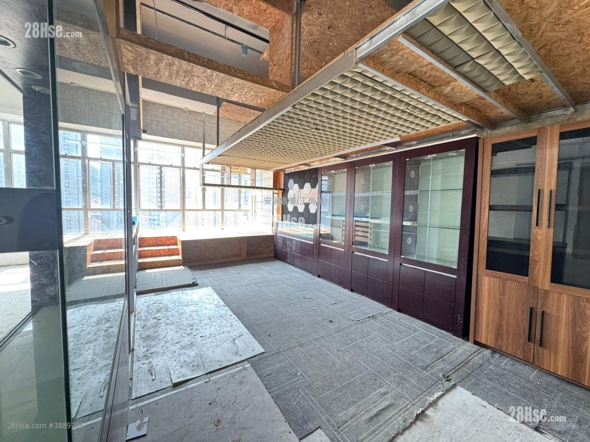Cornell Centre #3889797 Rental Property Detail Page - Vista 2