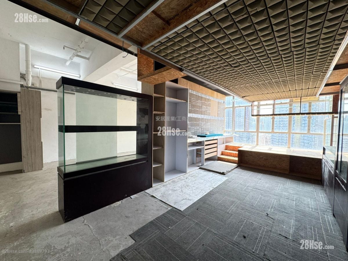 Cornell Centre #3889797 Rental Property Detail Page - Vista 4