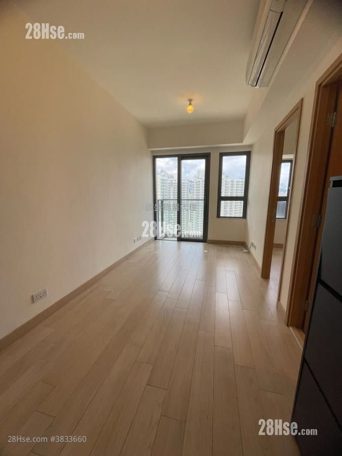 Victoria Skye #3833660 Rental Property Detail Page - Ansicht 3