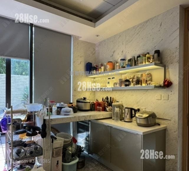 Valais #3891085 For Sale Property Detail Page - Widok 2