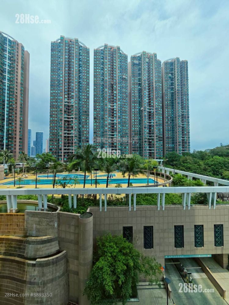 Villa Esplanada Sell 3 Bedrooms , 2 Bathrooms 674 ft²