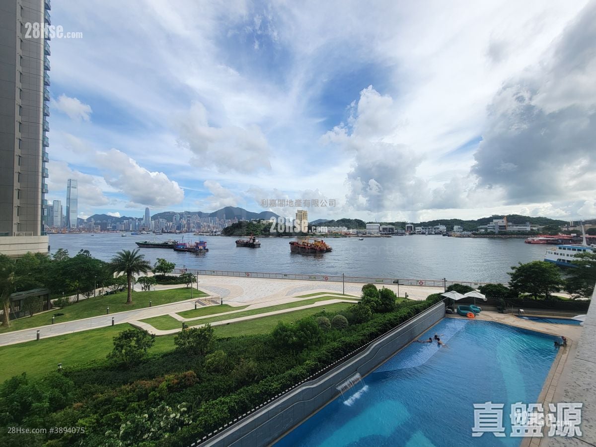 Grand Victoria Rental 3 Bedrooms , 3 Bathrooms 749 ft²