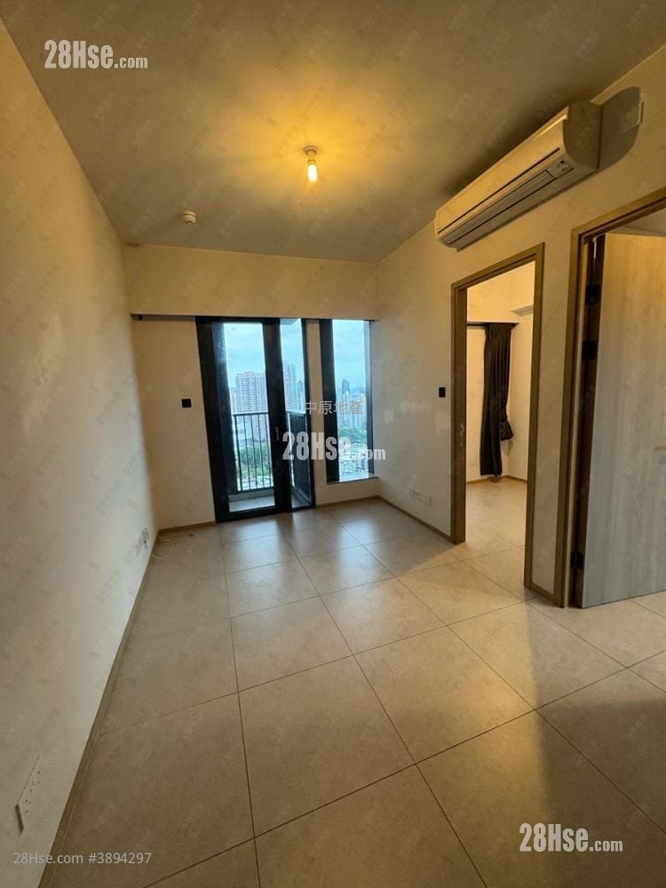 Atrium House Sell 2 Bedrooms , 1 Bathroom 393 ft²