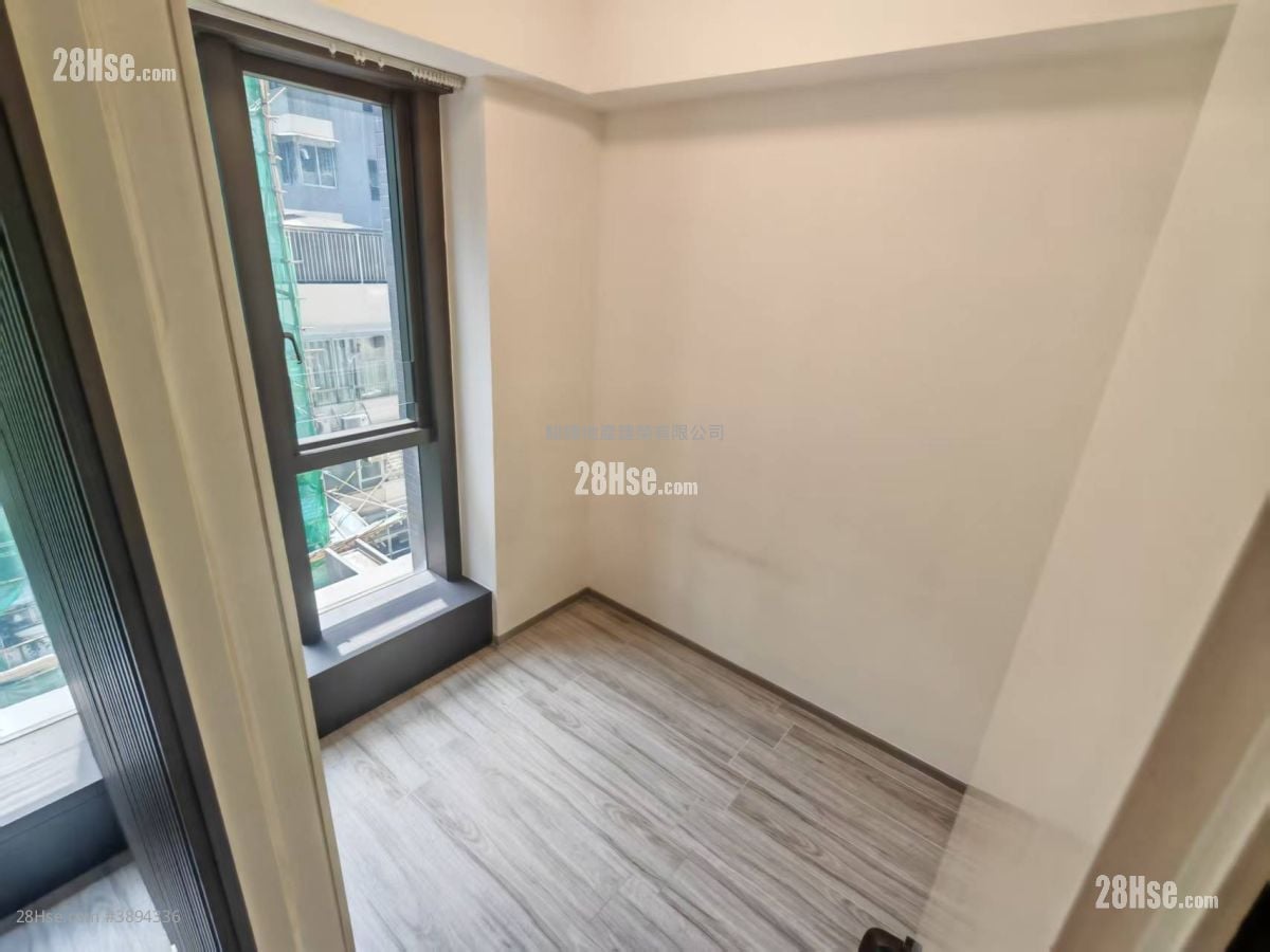 Seven Victory Avenue #3894336 For Sale Property Detail Page - Widok 2