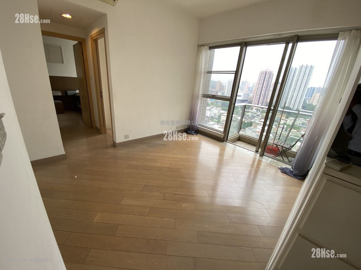 La Grove Rental 511 ft²