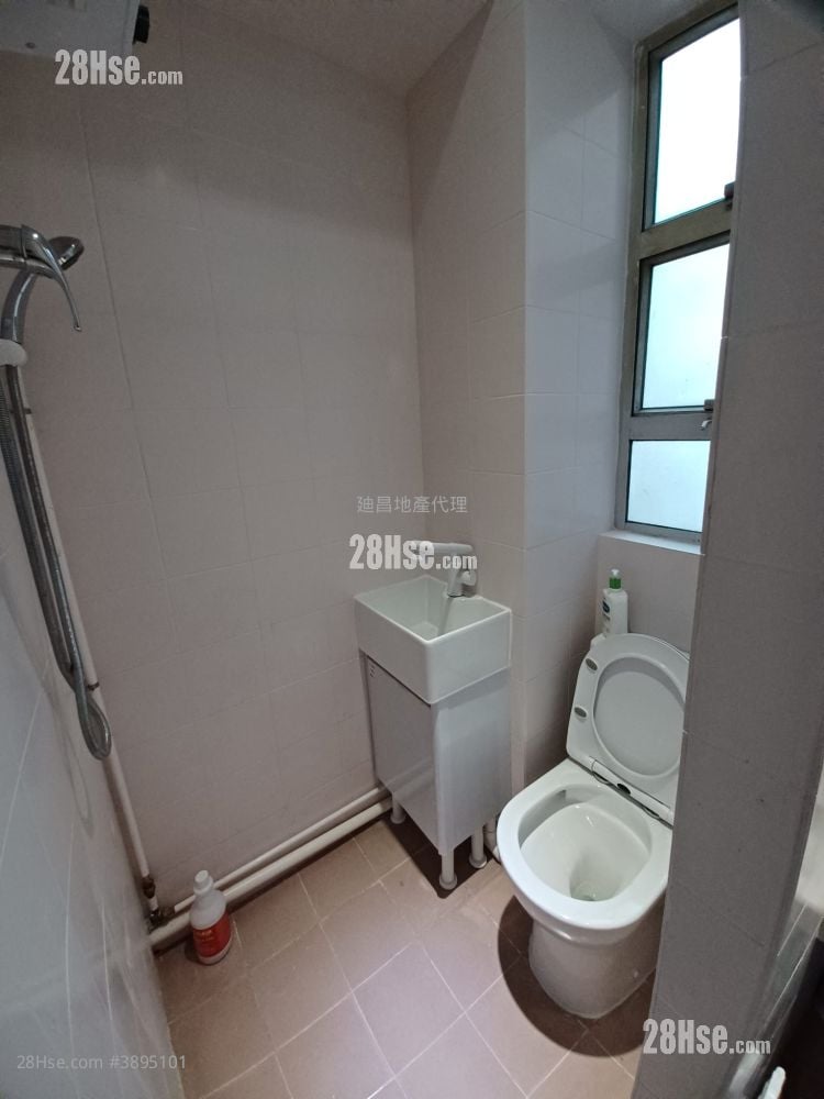 Apartment #3895101 Rental Property Detail Page – další