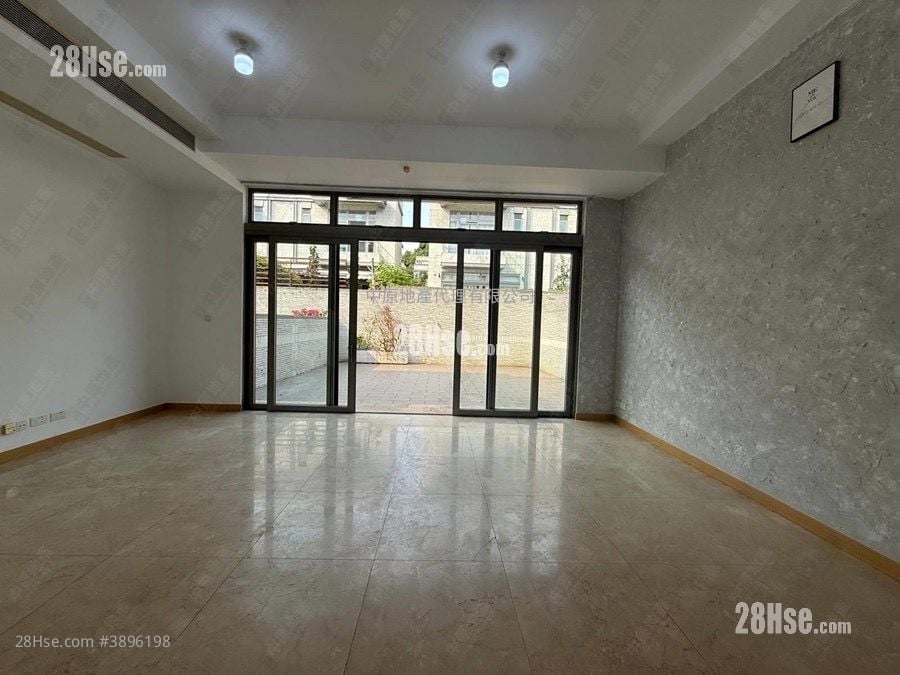 The Green Sell 3 Bedrooms 1,798 ft²