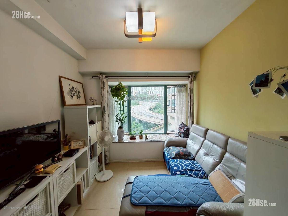 Rambler Crest Sell 2 Bedrooms , 1 Bathroom 485 ft²