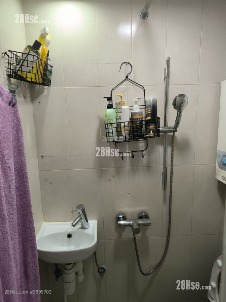 Hong Fai Building #3896702 Rental Property Detail Page - Bild 5