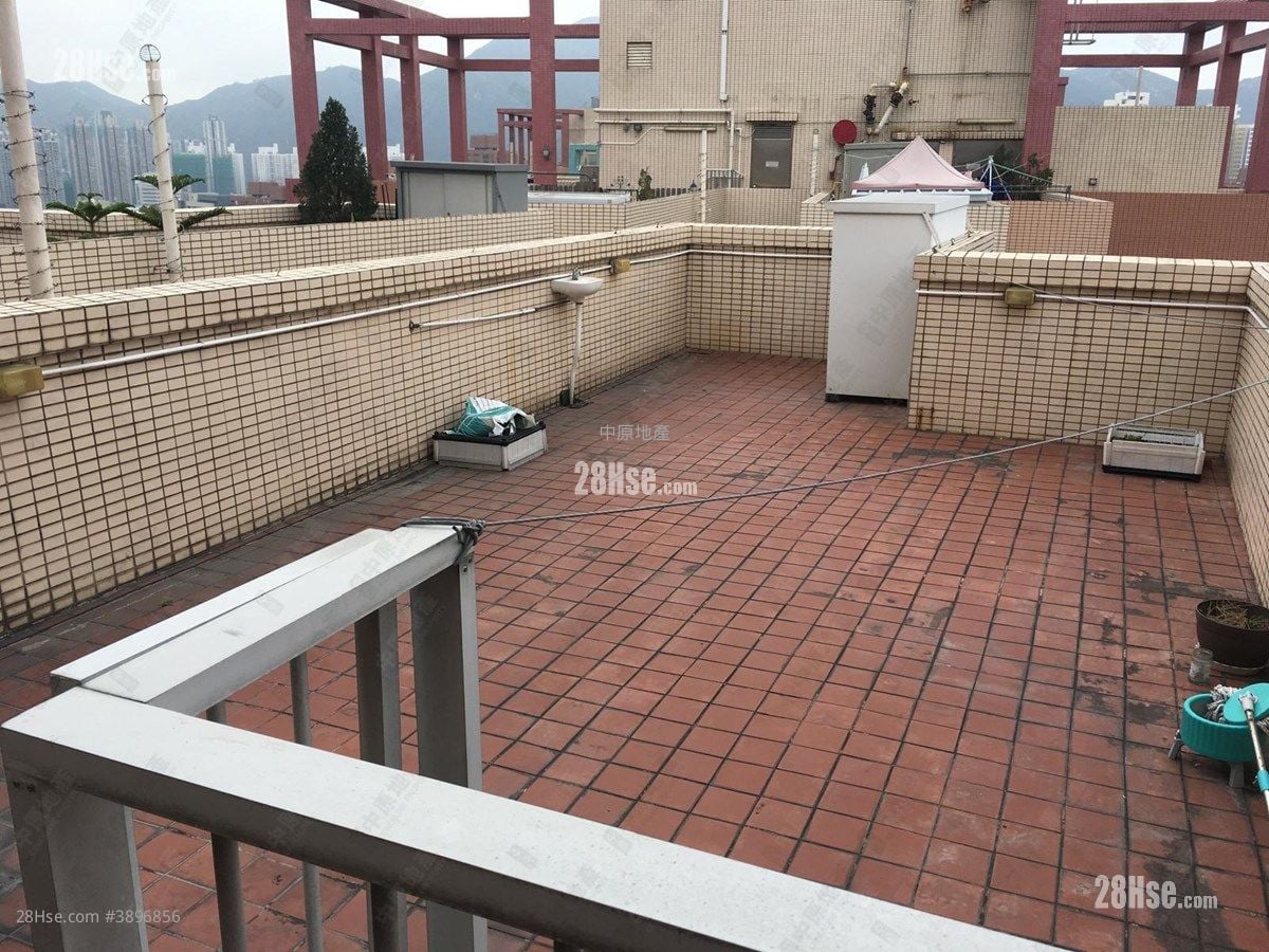叠茵庭 售盘 3 房 , 1 浴室 499 平方尺
