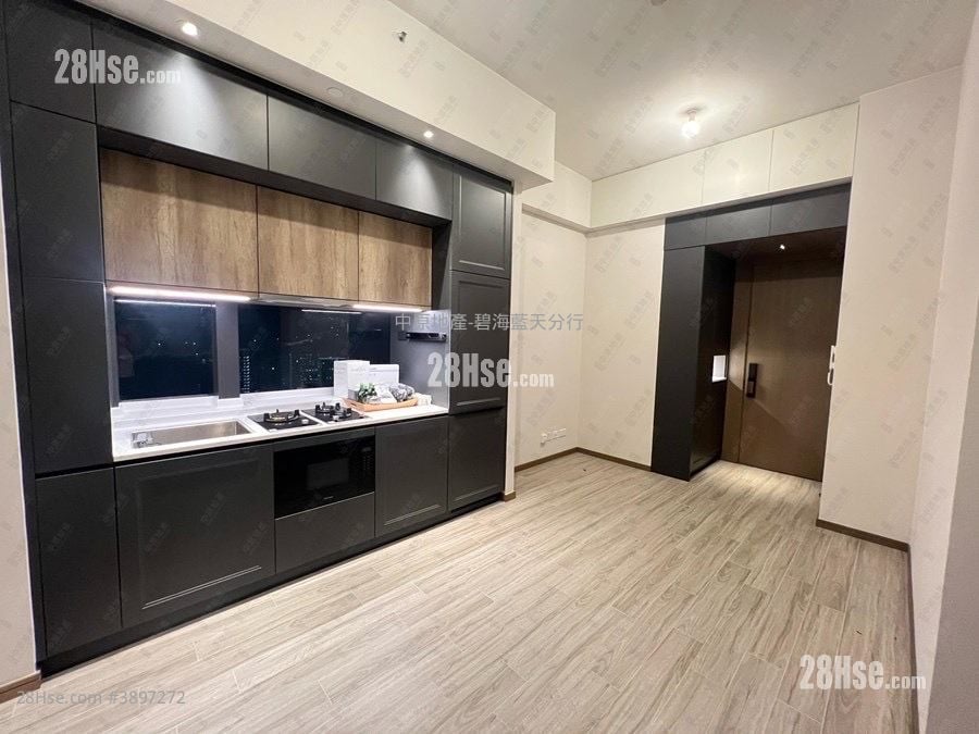 The Addition Sell 3 Bedrooms , 1 Bathroom 479 ft²