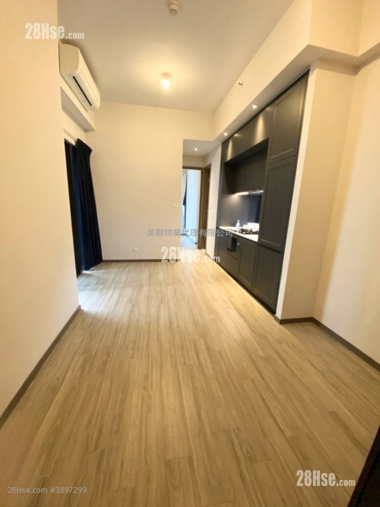 The Addition Sell 3 Bedrooms , 1 Bathroom 479 ft²