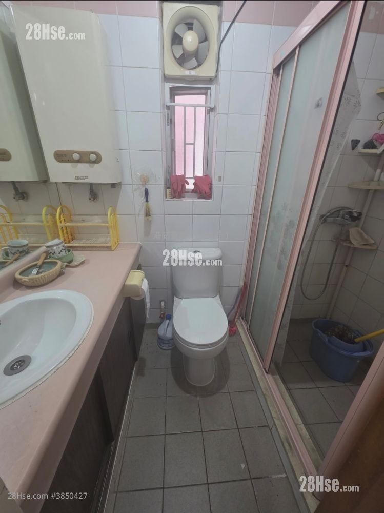 Lai Yan Court #3850427 For Sale Property Detail Page - Ansicht 2