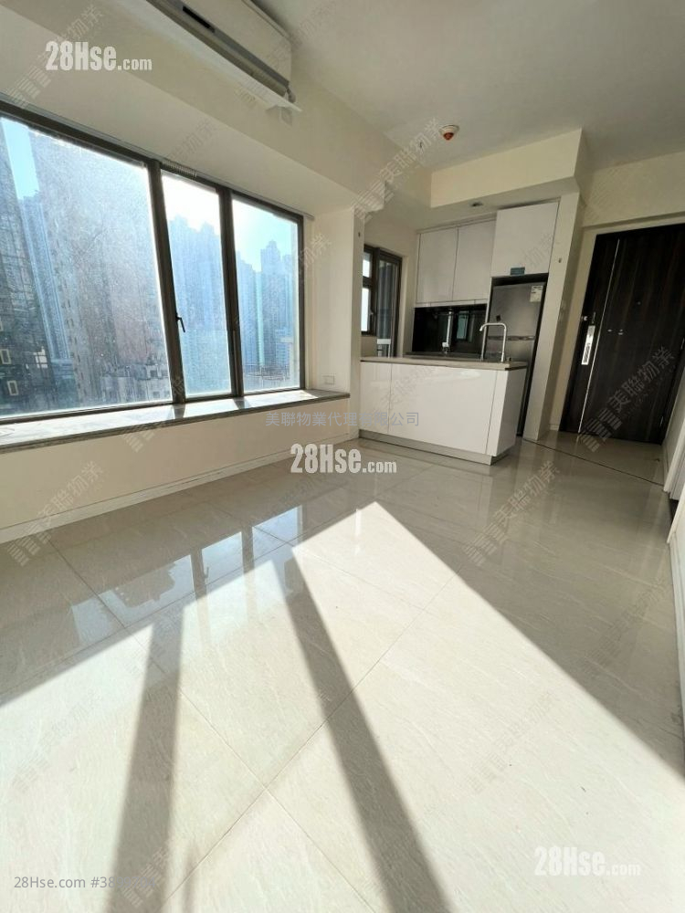 Trinity Towers #3899704 For Sale Property Detail Page - Widok 2