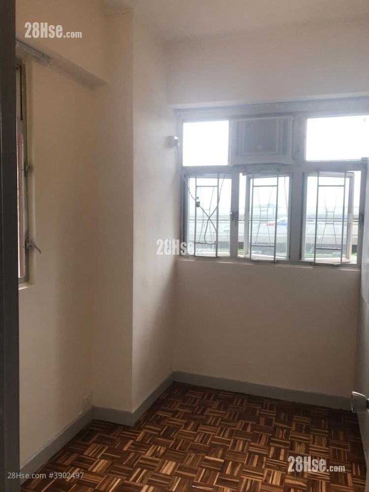 Kwan Yick Building Phase 3 Rental 2 Bedrooms , 1 Bathroom 374 ft²