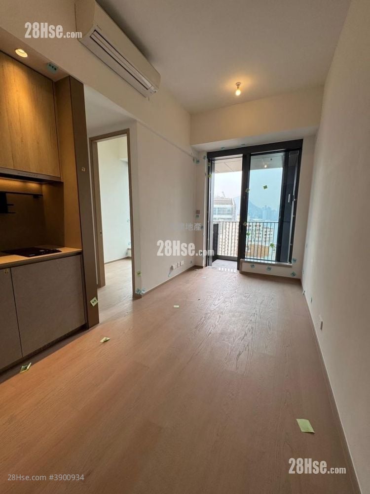 101 Kings Road Rental 2 Bedrooms , 1 Bathroom 399 ft²