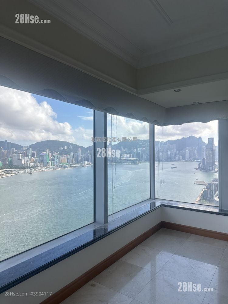 Harbourfront Landmark Sell 4 Bedrooms 1,963 ft²